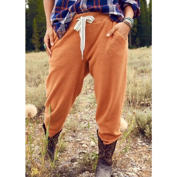 aerie Pants - Aerie Inside Out Fleece Dreamy Soft Jogger Orange Size M